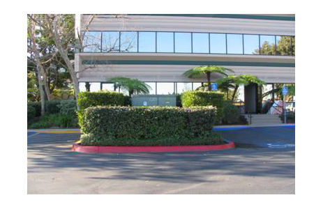 Hedge provides safe working space for transformer